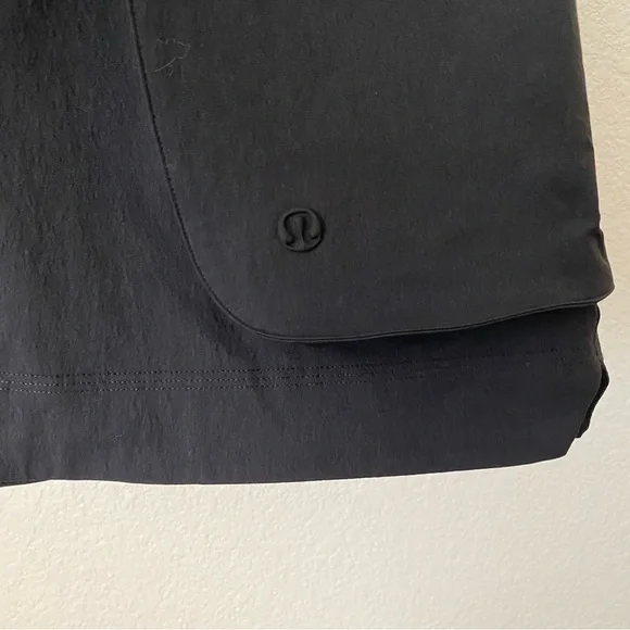 Lululemon Relaxed Fit SHR Cargo Short
